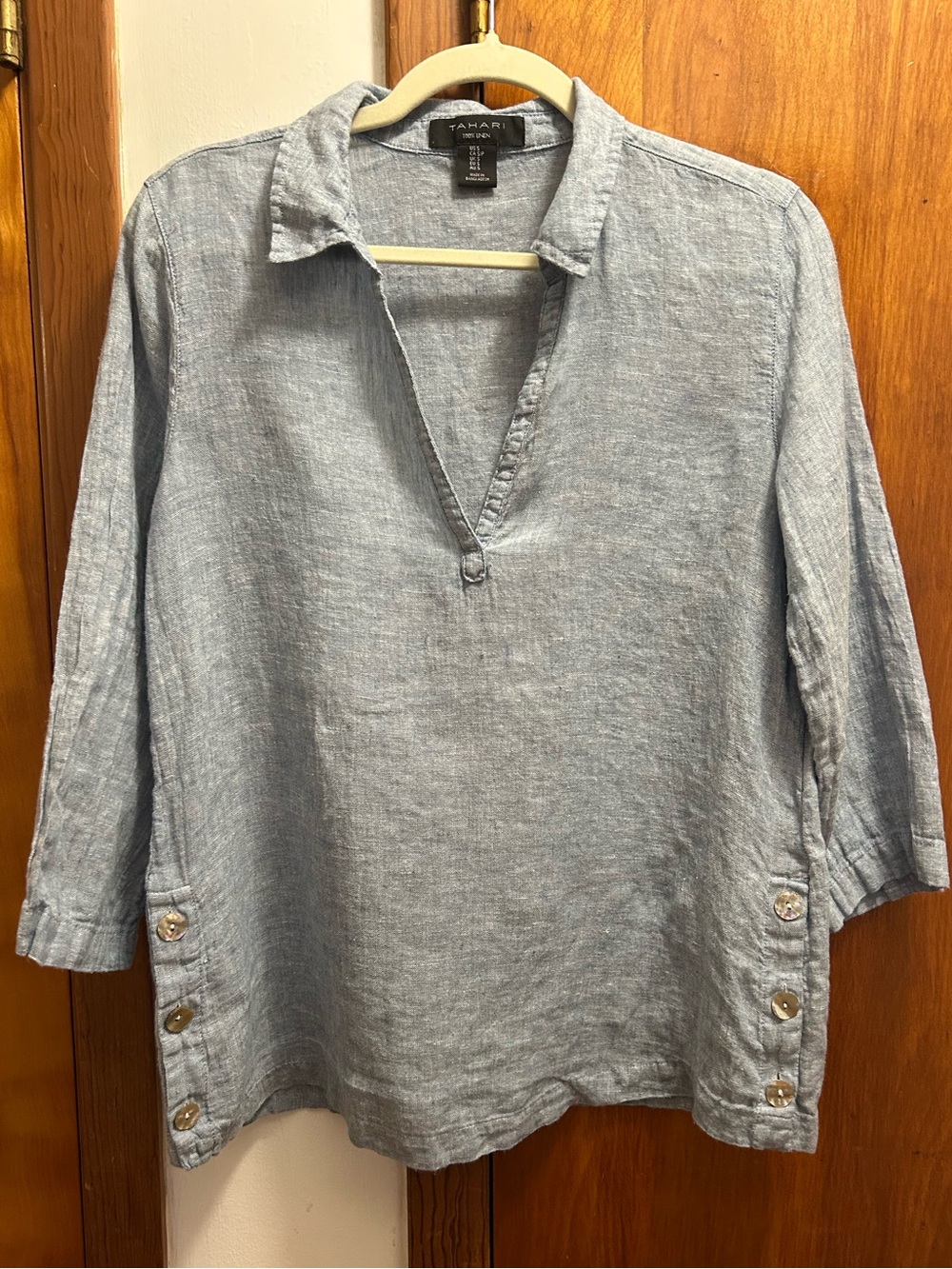 Tahari Light Blue Linen V-Neck Shirt